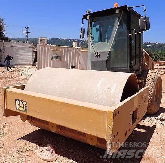 CAT CS64B 平板夯