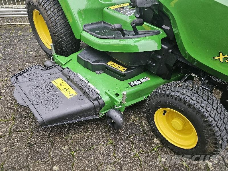 John Deere X584 割草机