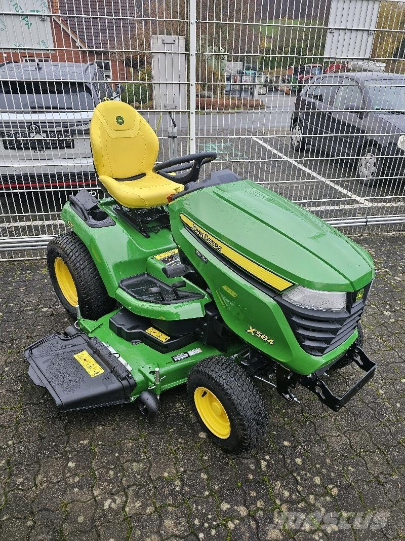 John Deere X584 割草机