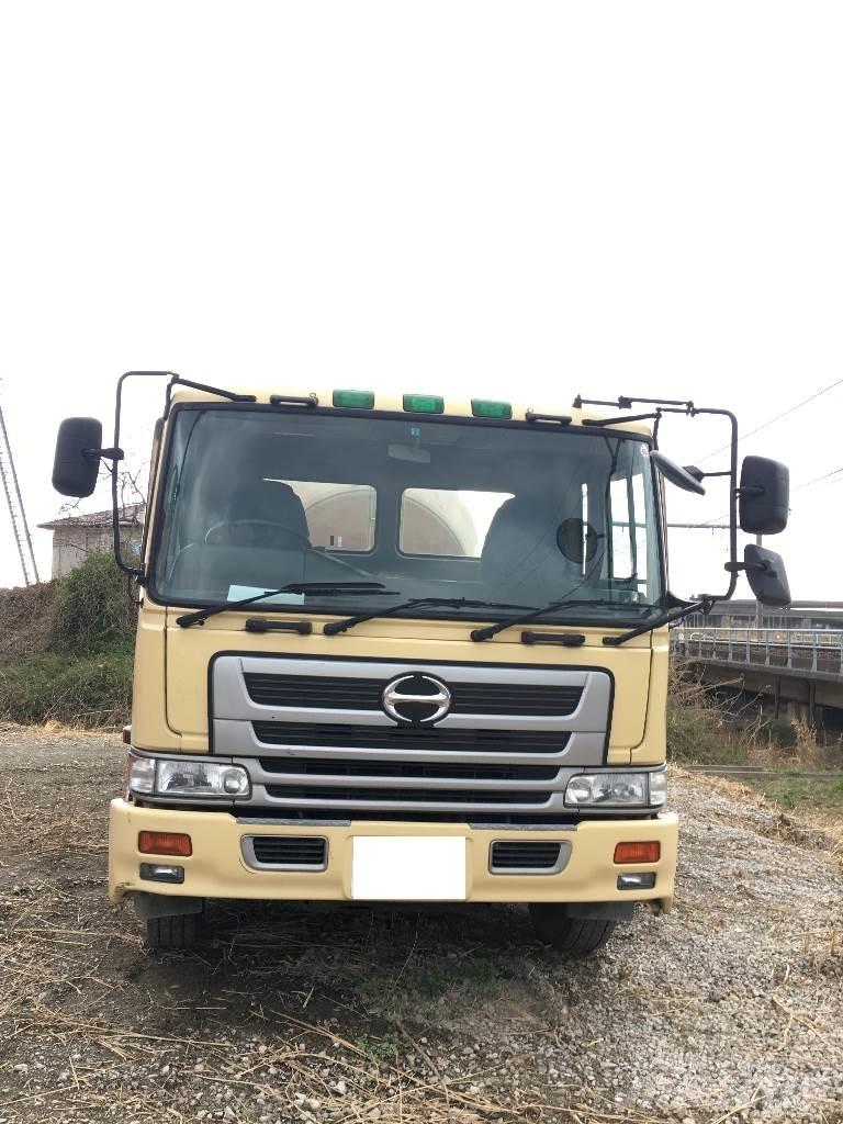 Hino FS2PKG10527 混凝土/砂浆搅拌机