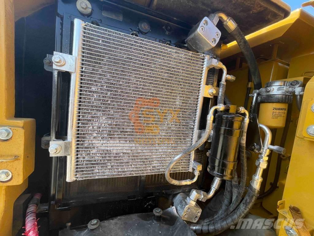 CAT 305.5 E 2 履带挖掘机