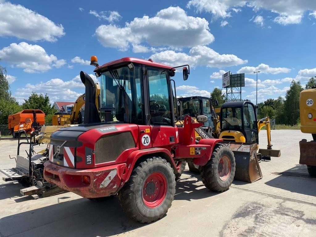 Volvo L 30 G 轮式装载机