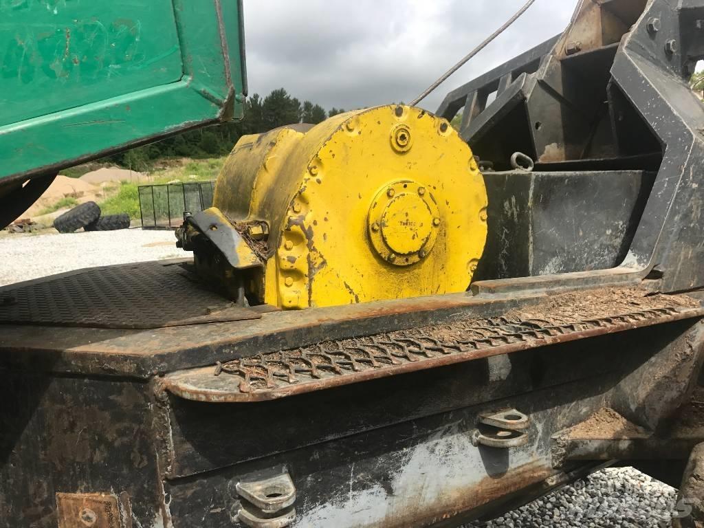 Timberjack 450C 粉碎机