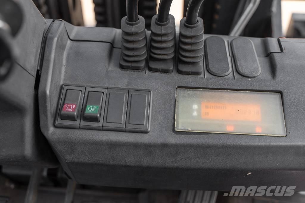 Manitou MI 35 D 柴油叉车