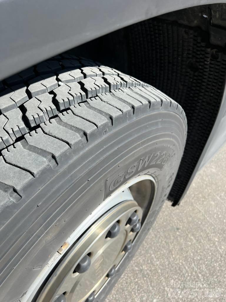 Scania R 520 冷藏车