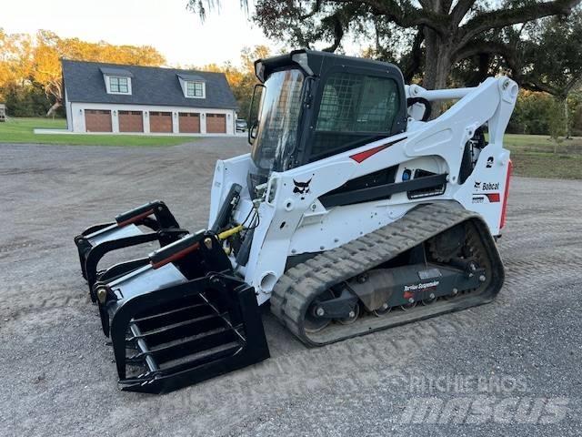 Bobcat T 870 滑移装载机