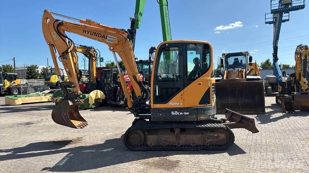 Hyundai R60CR-9A 0 小型挖掘机