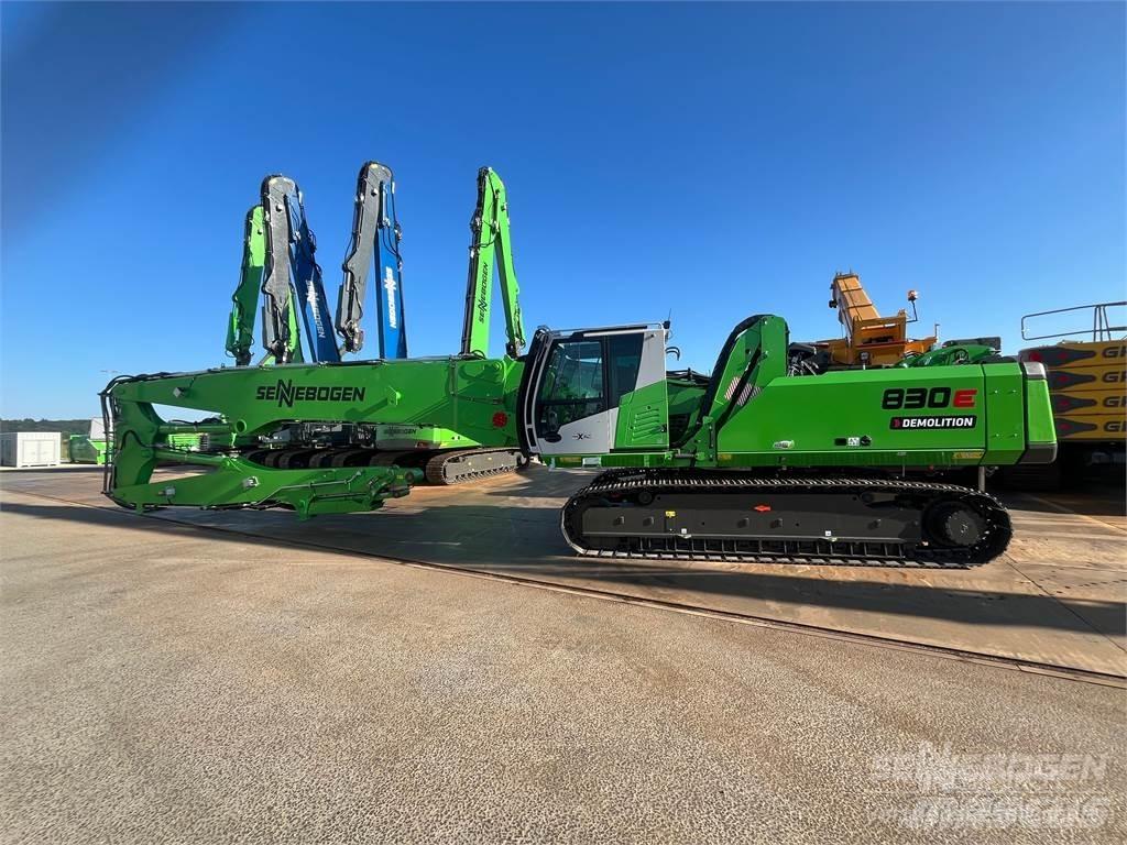 Sennebogen 830 R 组装挖掘机