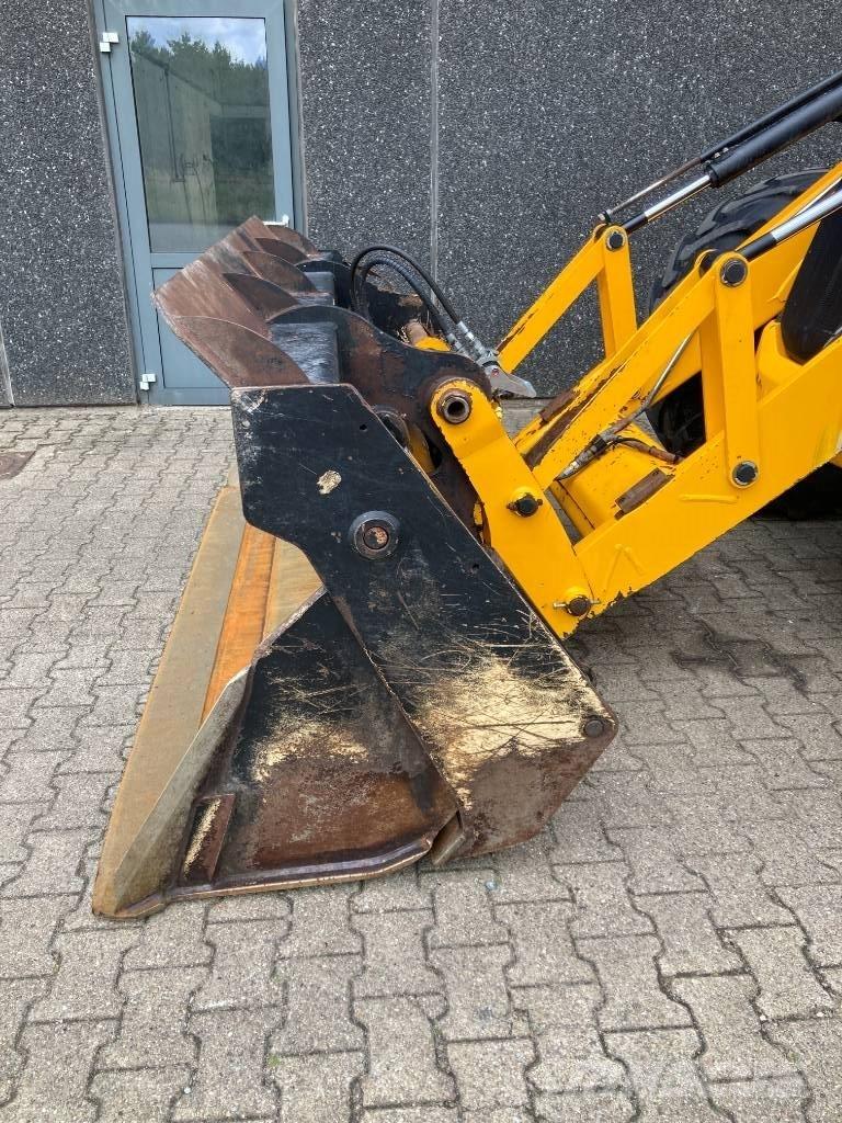 JCB 4 CX 反铲装载机