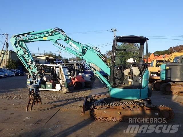 Kobelco SK30UR-6 组装挖掘机