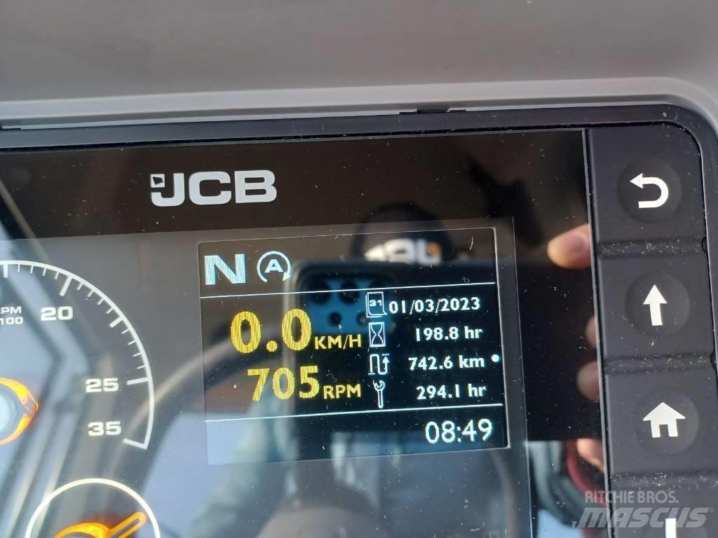 JCB 427 HT 轮式装载机