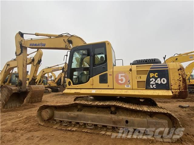 Komatsu PC 240 履带挖掘机