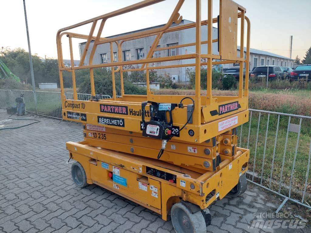 Haulotte Compact 10 剪叉式升降机