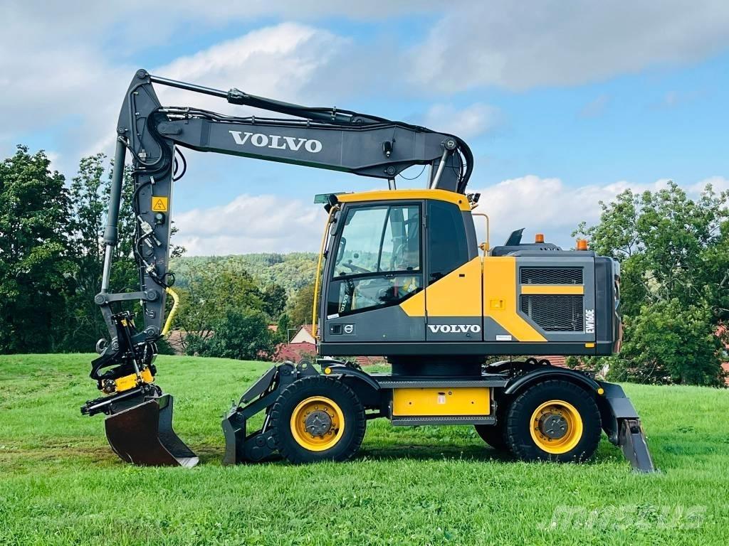 Volvo EW 160 E 轮式挖掘机