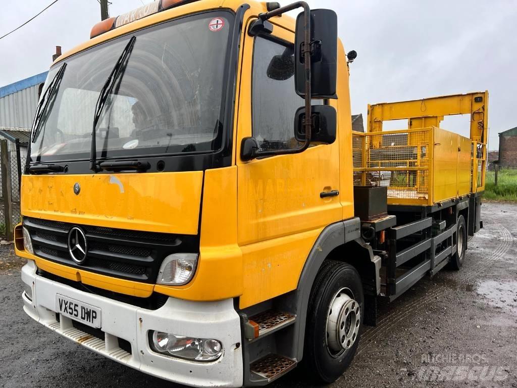 Mercedes-Benz 1318 其他货车