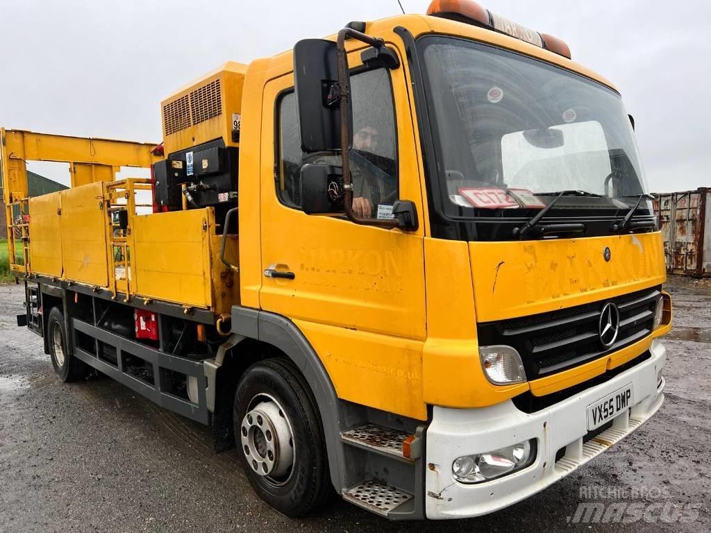 Mercedes-Benz 1318 其他货车