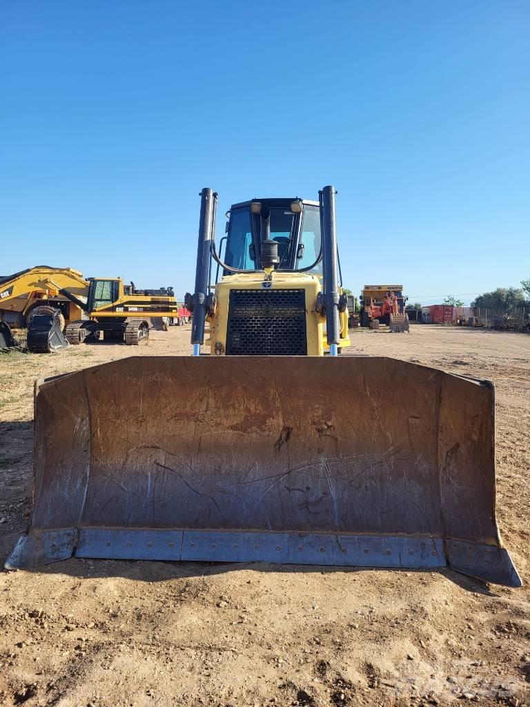 New Holland D 180 履带式推土机