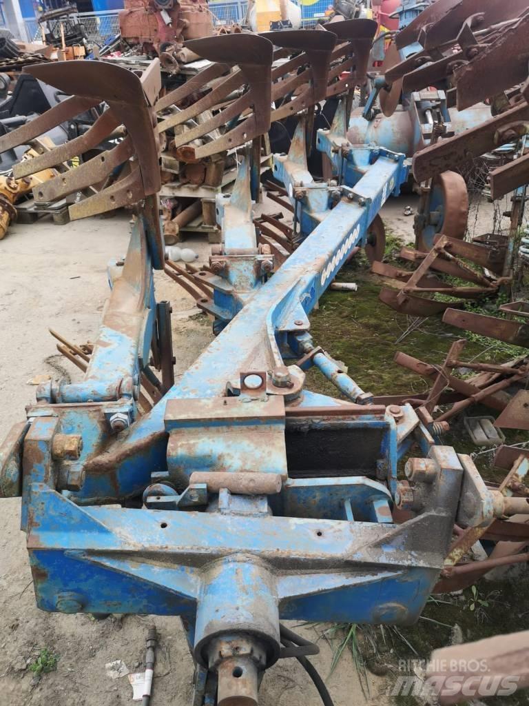 Rabe Rabewerk 4 双向犁