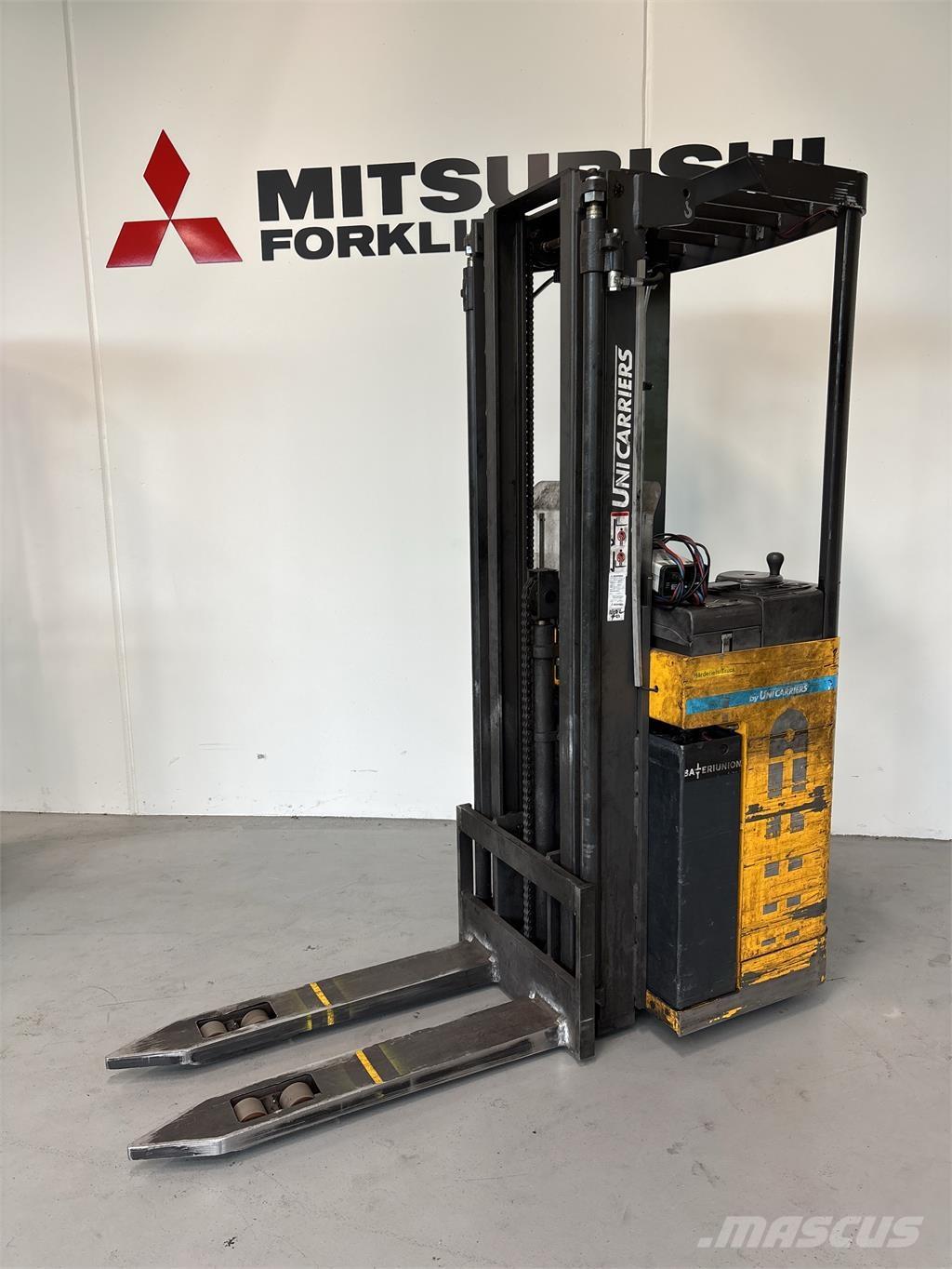 Atlet A160 行走式堆垛机