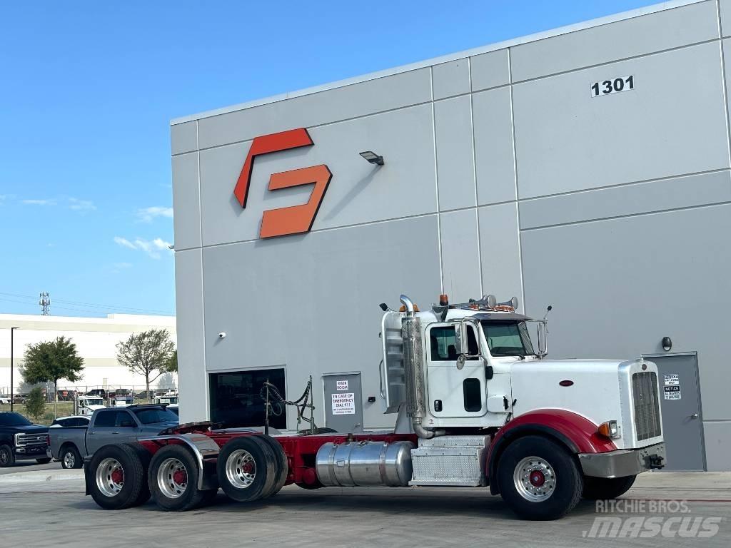 Peterbilt 367 牵引车