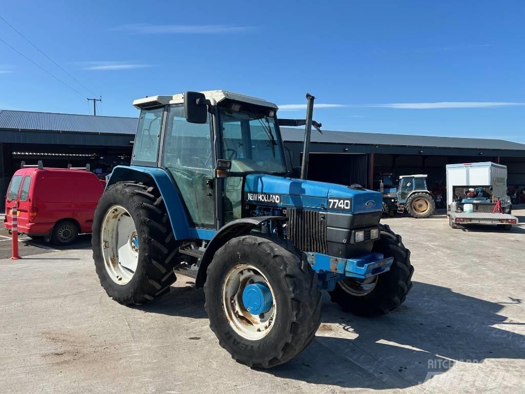 New Holland 7740 拖拉机/农用车