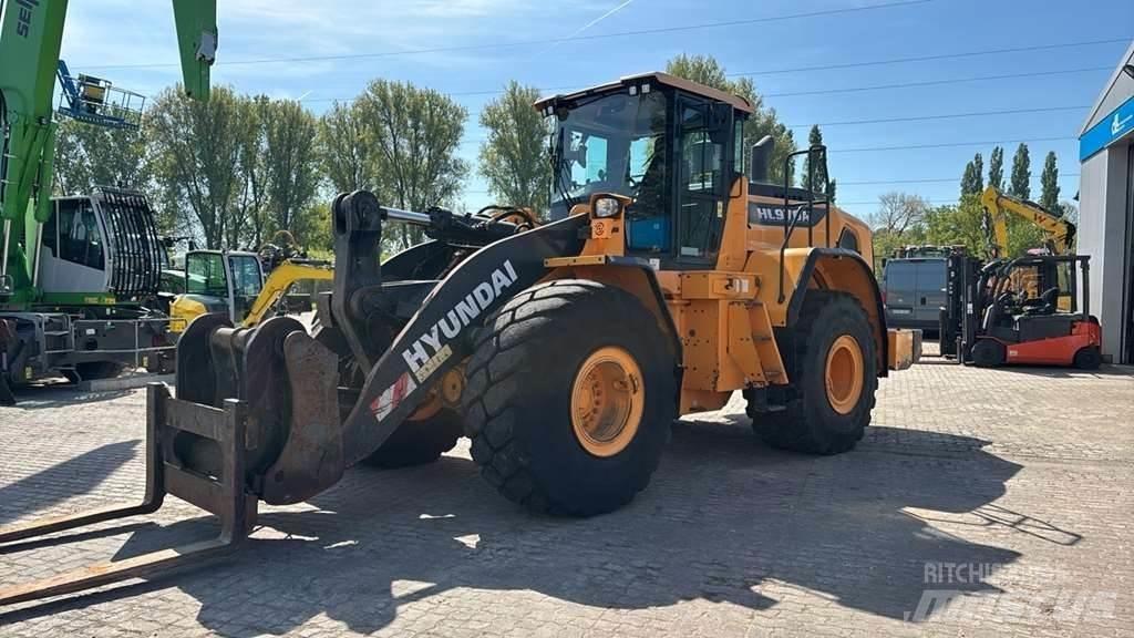 Hyundai HL970 轮式装载机
