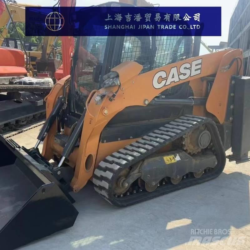 CASE TR 270 滑移装载机