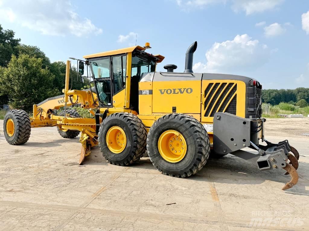 Volvo G970 + RIPPER 平地机/推土机