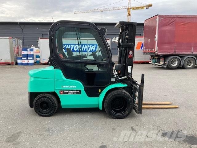 Mitsubishi FD35N 柴油叉车