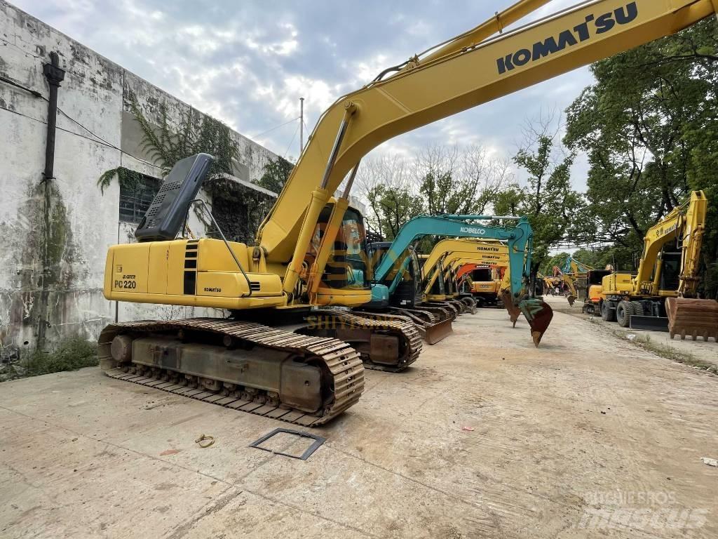 Komatsu PC 220-6 履带挖掘机