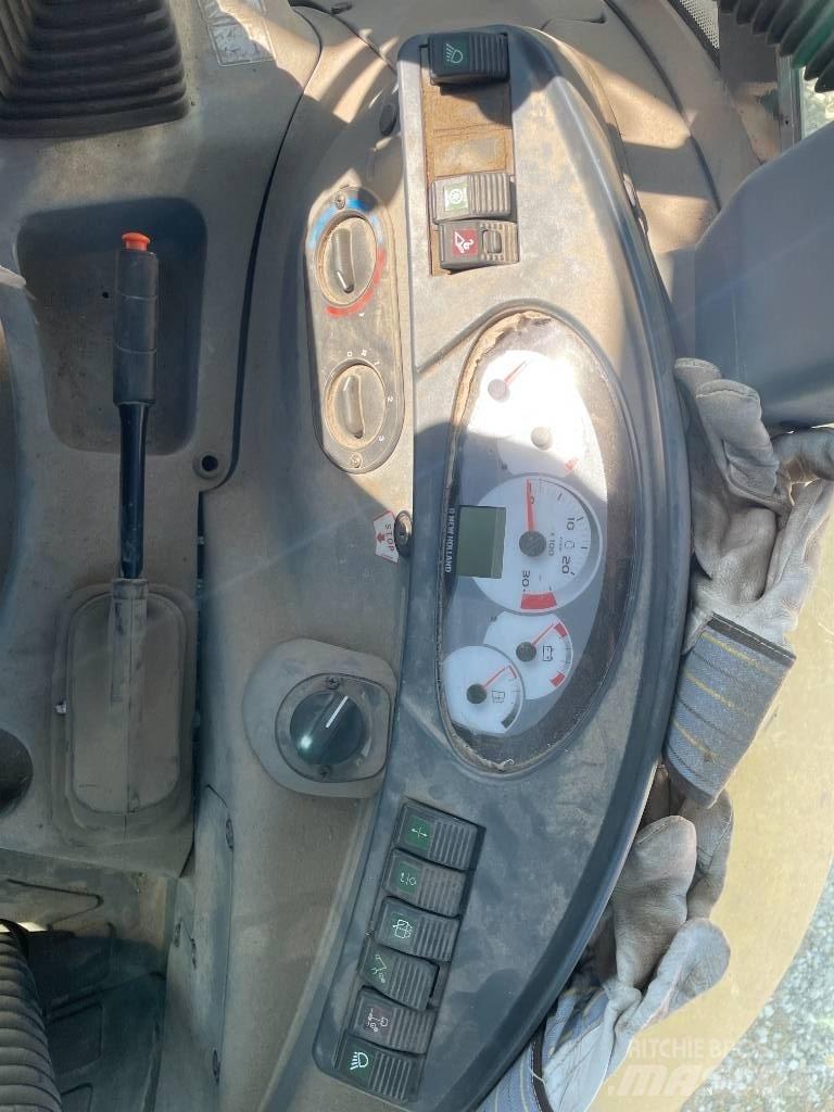 New Holland B 110 C 反铲装载机