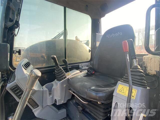 Kubota KX165 履带挖掘机