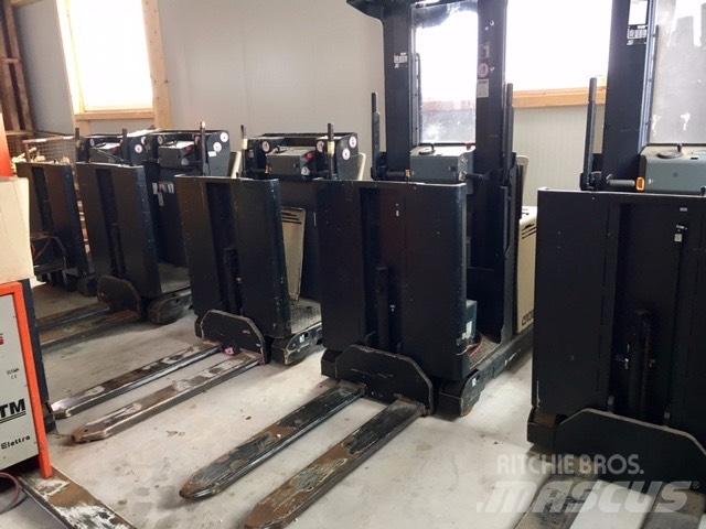 Crown LP 3020 中端式装载机