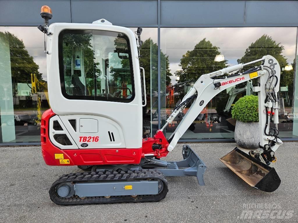 Takeuchi TB 216 小型挖掘机