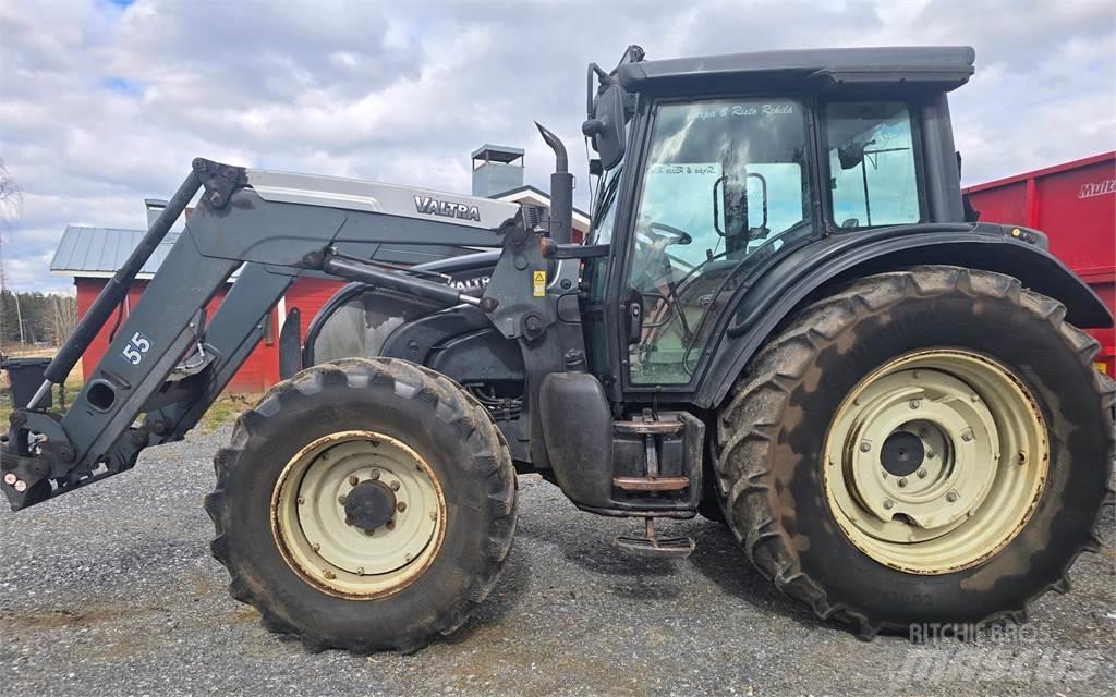 Valtra N141 HiTech 拖拉机/农用车