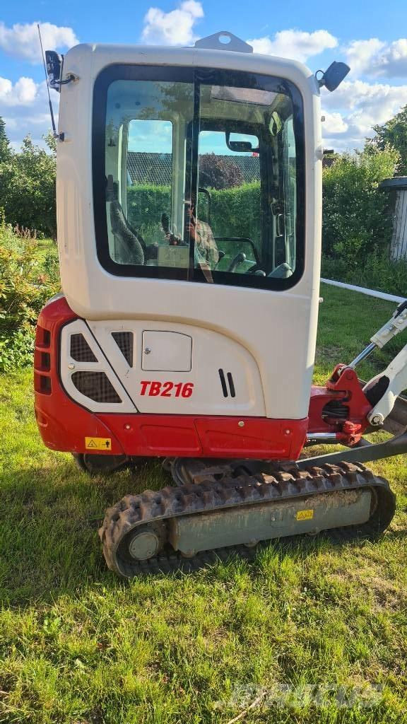 Takeuchi TB 216 小型挖掘机