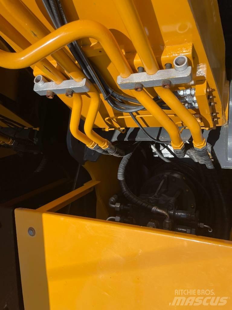 XCMG 150 履带挖掘机