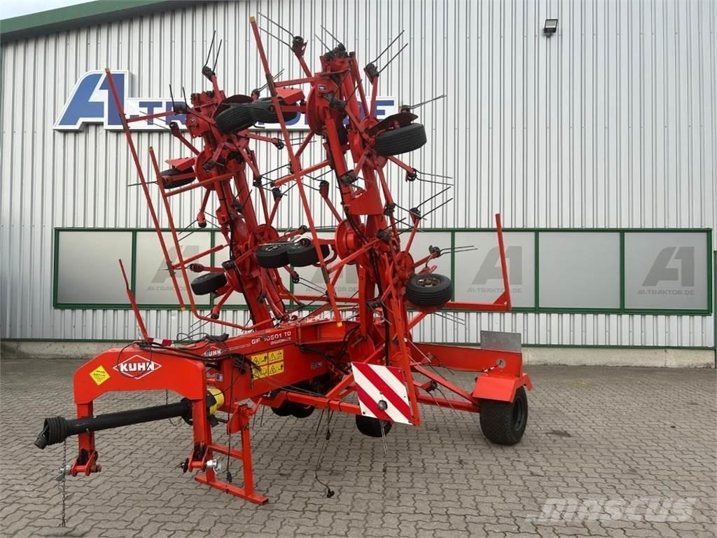 Kuhn GF 10601 TO 犁耙和摊草机