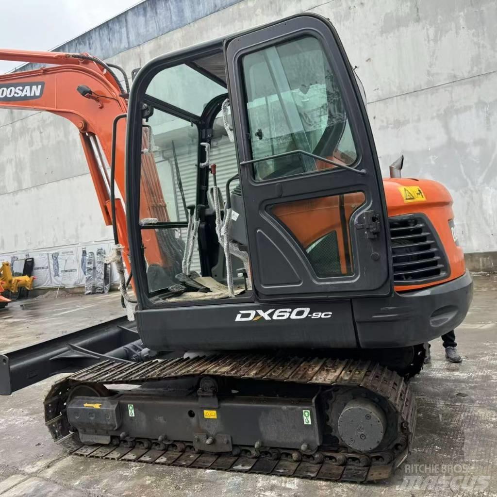 Doosan DX 60-9 C 小型挖掘机