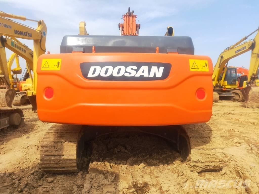 Doosan DX260LC 履带挖掘机