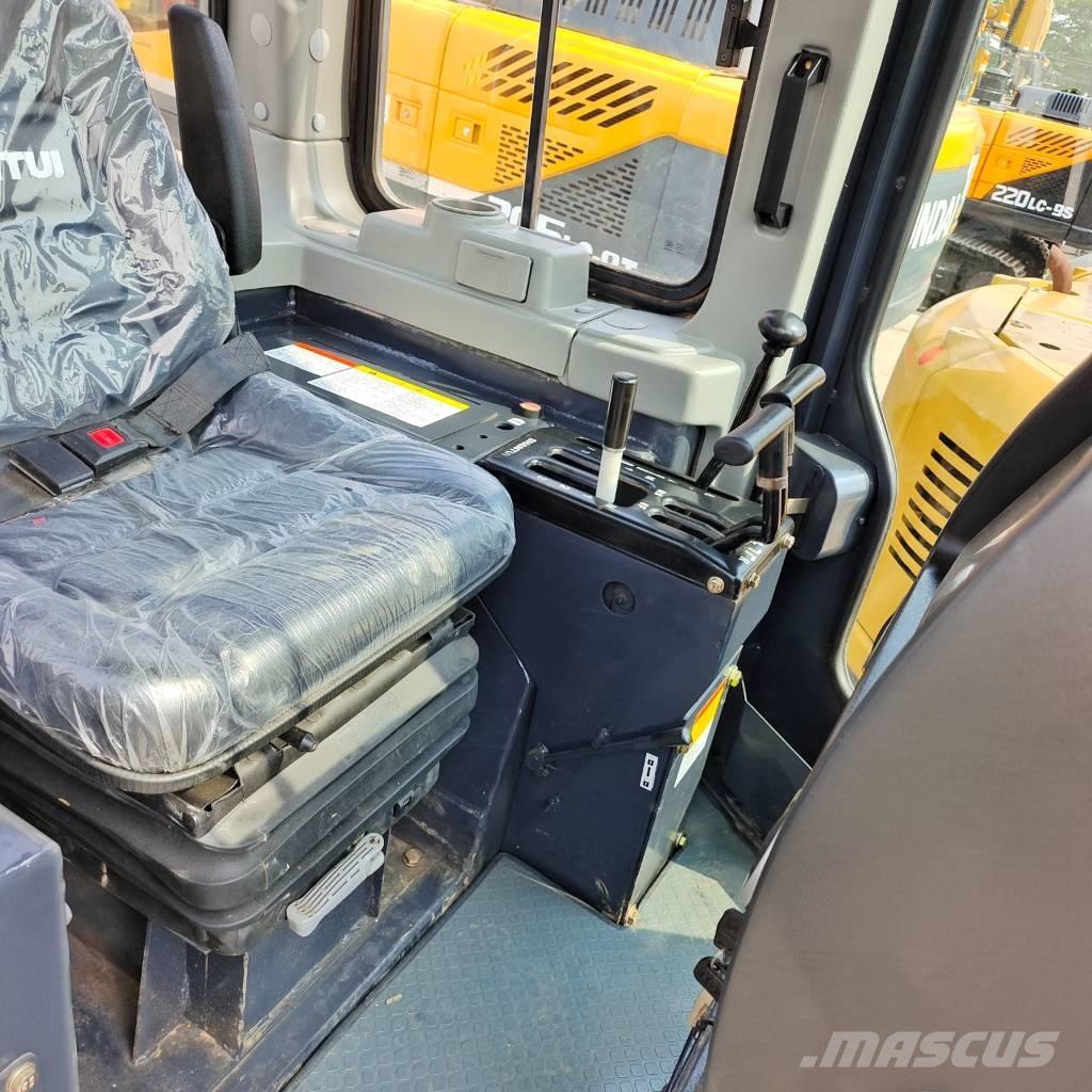 Shantui SD 16 履带挖掘机