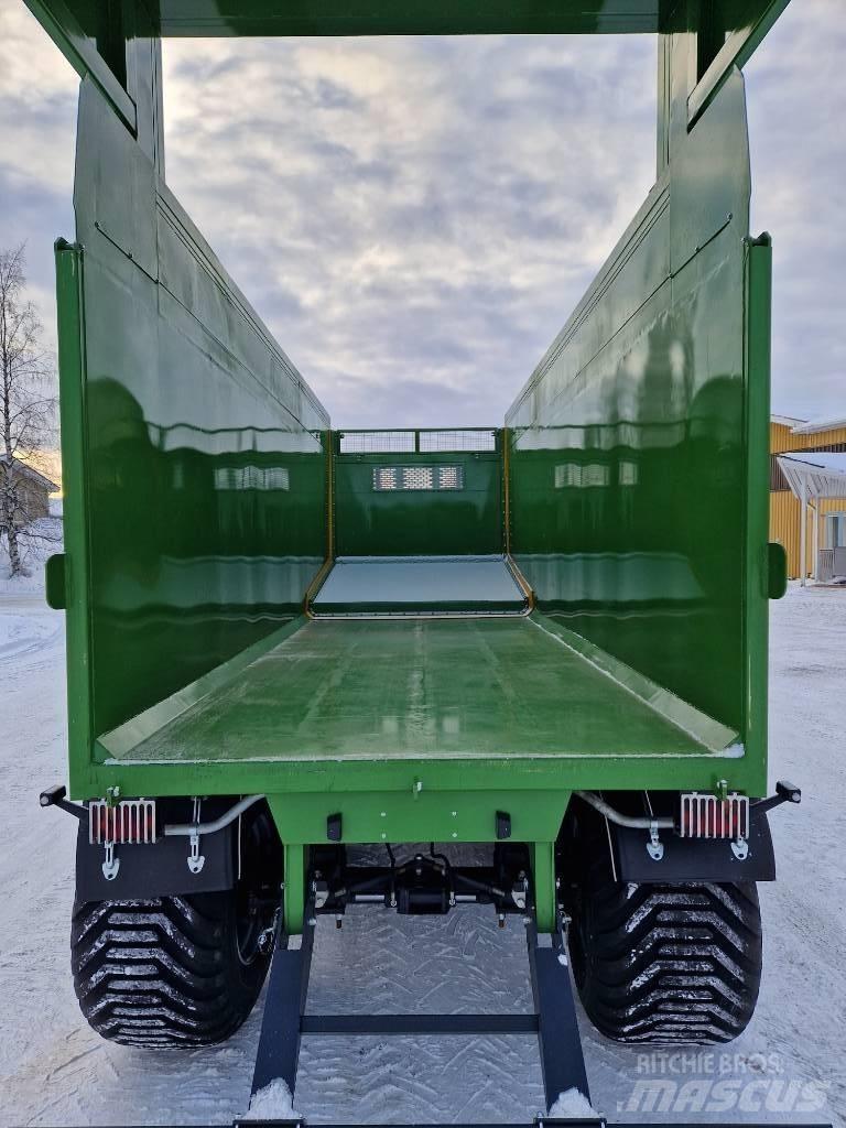 Pronar T 900 青饲料搬运车