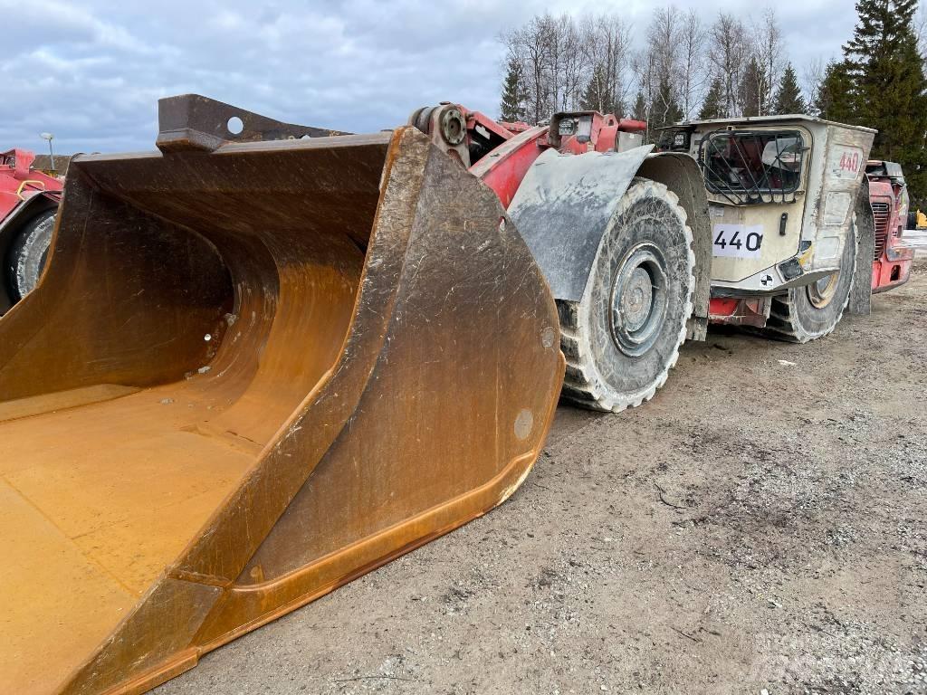 Sandvik LH 514 地下装载机