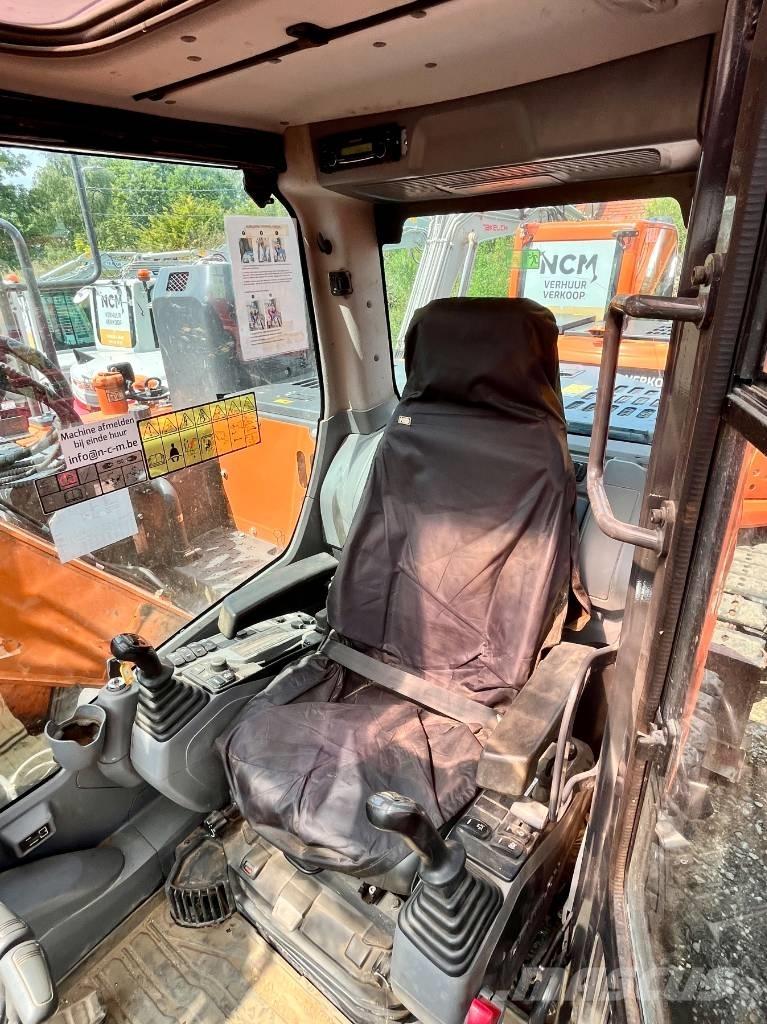 Develon DX 140 LCR-7 履带挖掘机