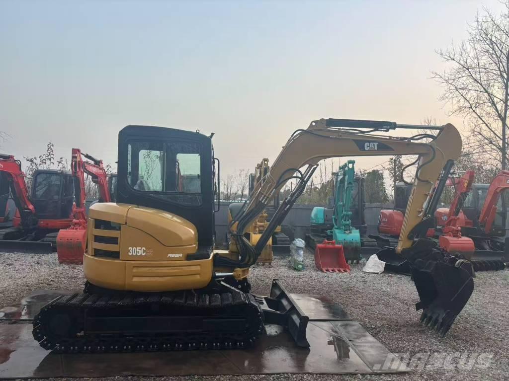 CAT 305 C CR 小型挖掘机
