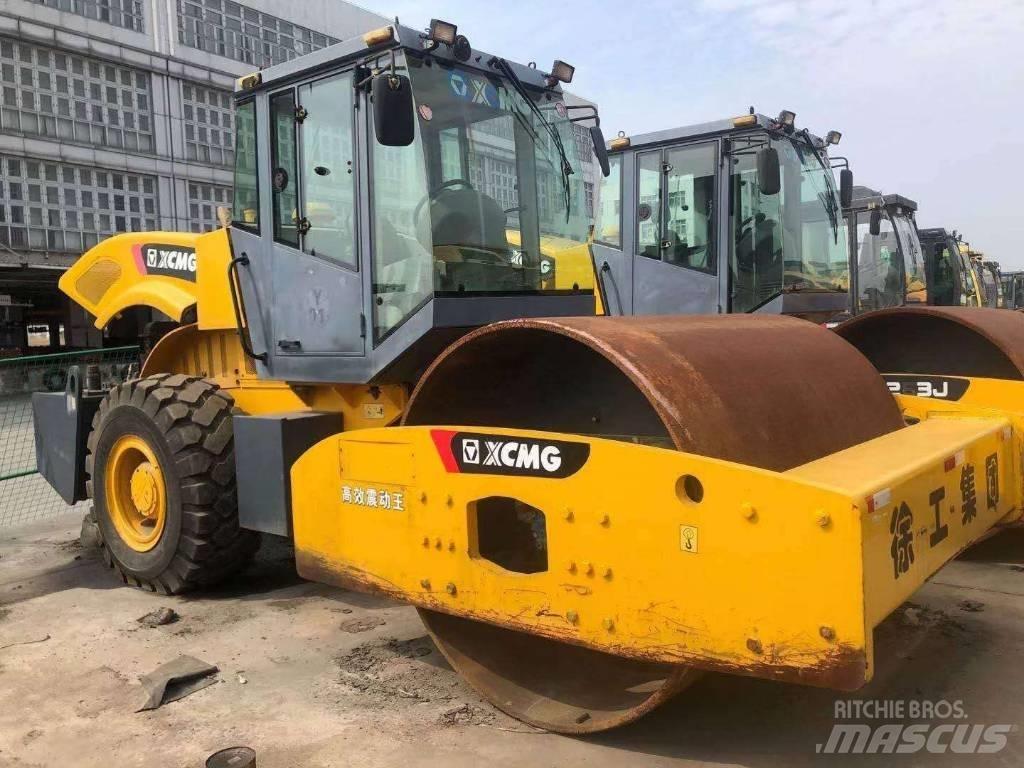 XCMG XS 223 J 单轮压路机