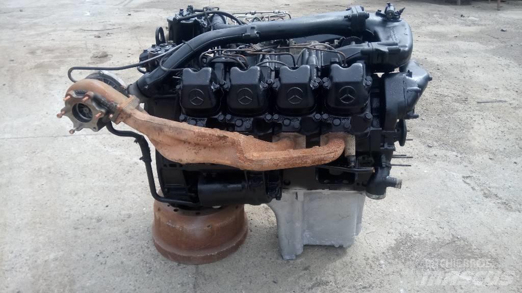 Mercedes-Benz OM 402 发动机
