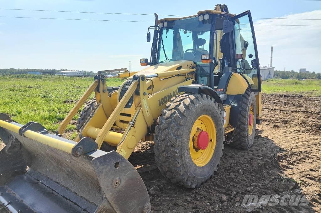 Komatsu WB97S-5E0 反铲装载机