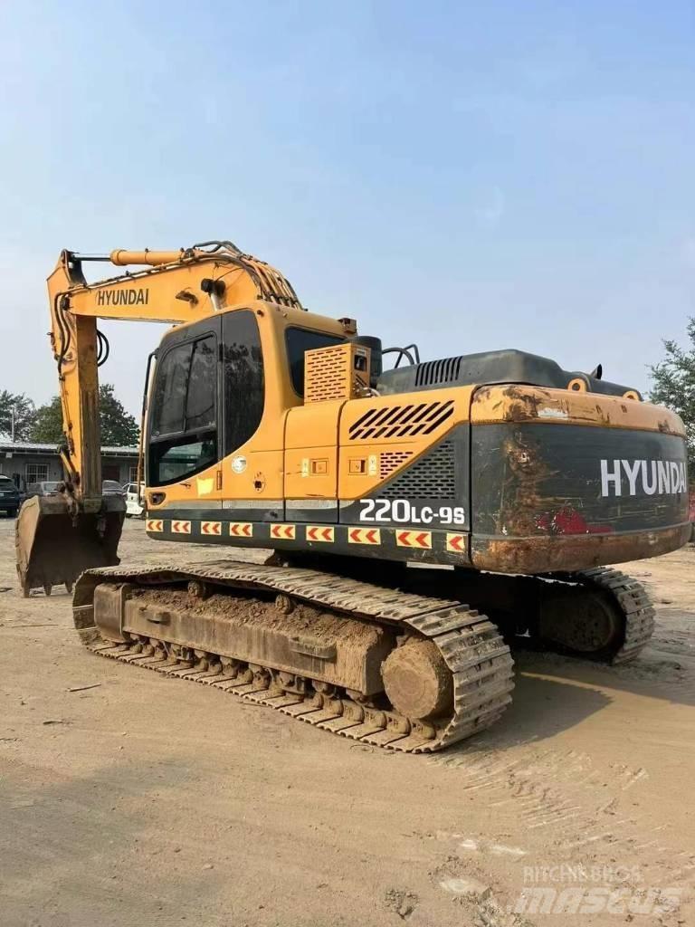 Hyundai 220lc-96 履带挖掘机