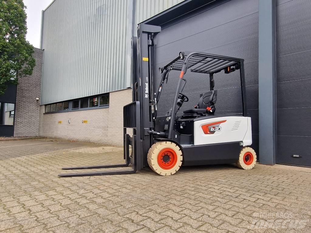 Bobcat B 30 X-7 Plus 电动叉车